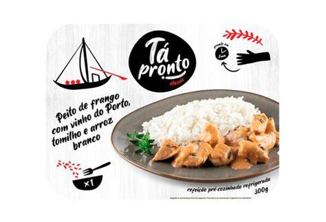 Peito de Frango c/ Vinho do Porto, Tomilho e Arroz Branco